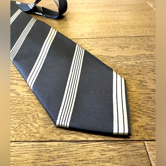 Michiko London tie silk grey - Picture 1 of 3